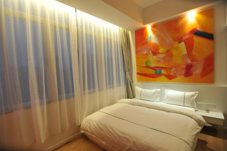 Spring Time Hotel