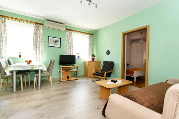 Apartments Valencic