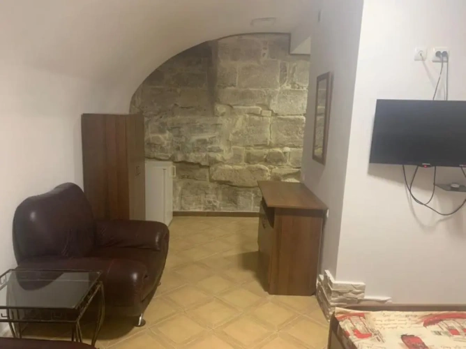 Standard Double Basement room
