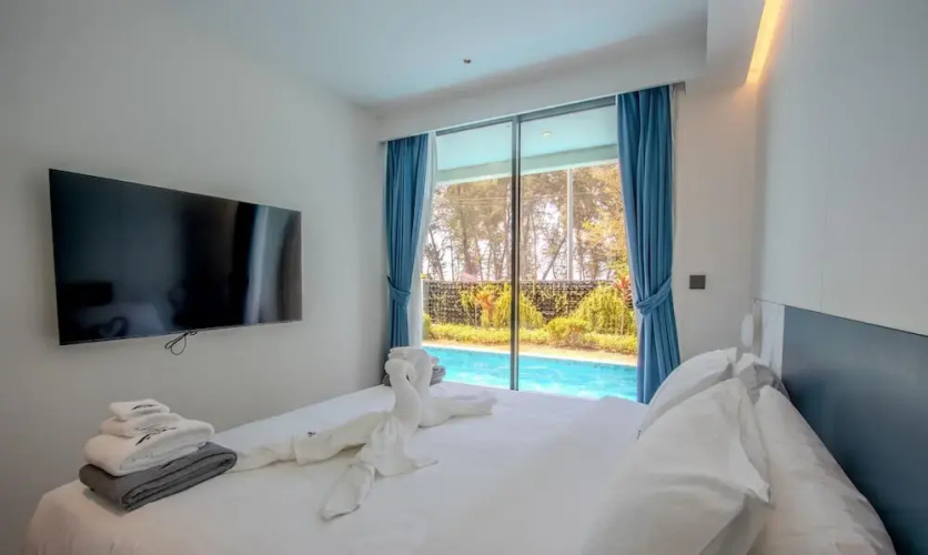189/77 2BR Beachfront Seaview Pool Access