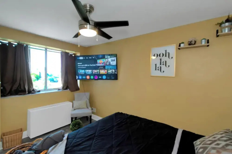 Spacious 3BR Condo in DTWN
