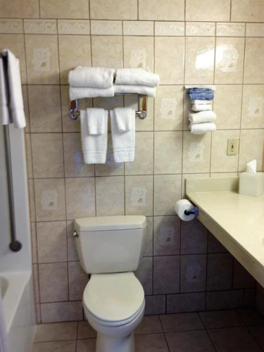 Travelier Motel
