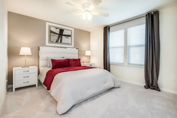 5444 Misty Oak Circle