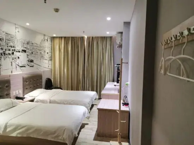 Constellation Hotel