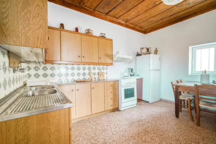 Serenity View - traditional village apartment