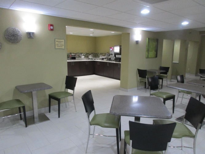 Best Western Plus Jonesboro Inn & Suites photo 32