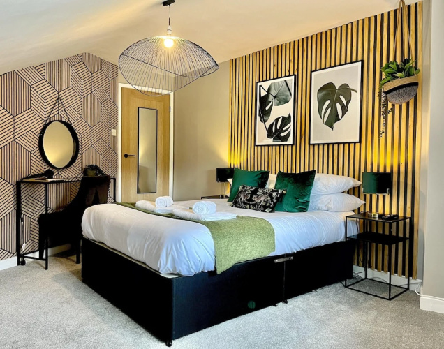 Central Ellesmere -sleeps2 - Parking - Petfriendly