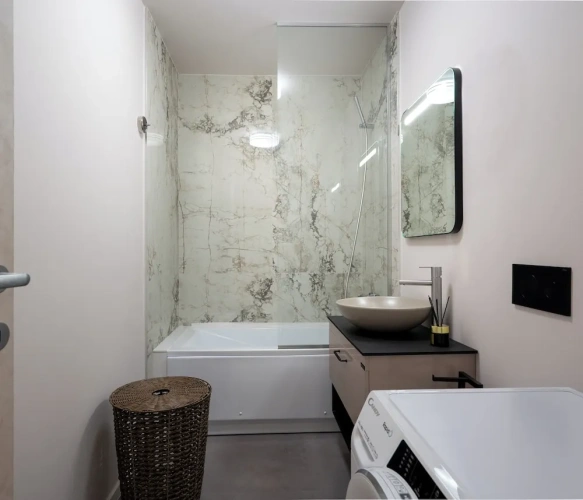Luxury Apartment
