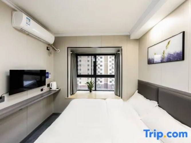 Standard Double room with view