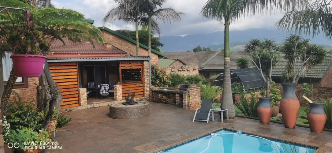 Cycadales Villa