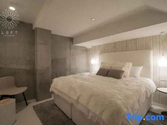 Quadruple Suite
