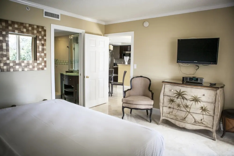 Private Residences at Mutiny Park