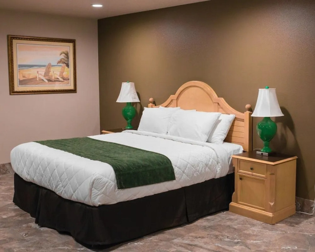 The Gator Den Motel