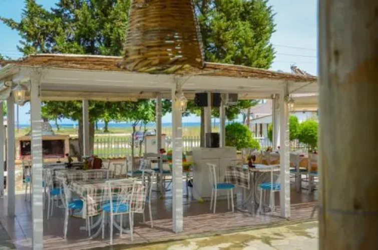 Ellas Hotel