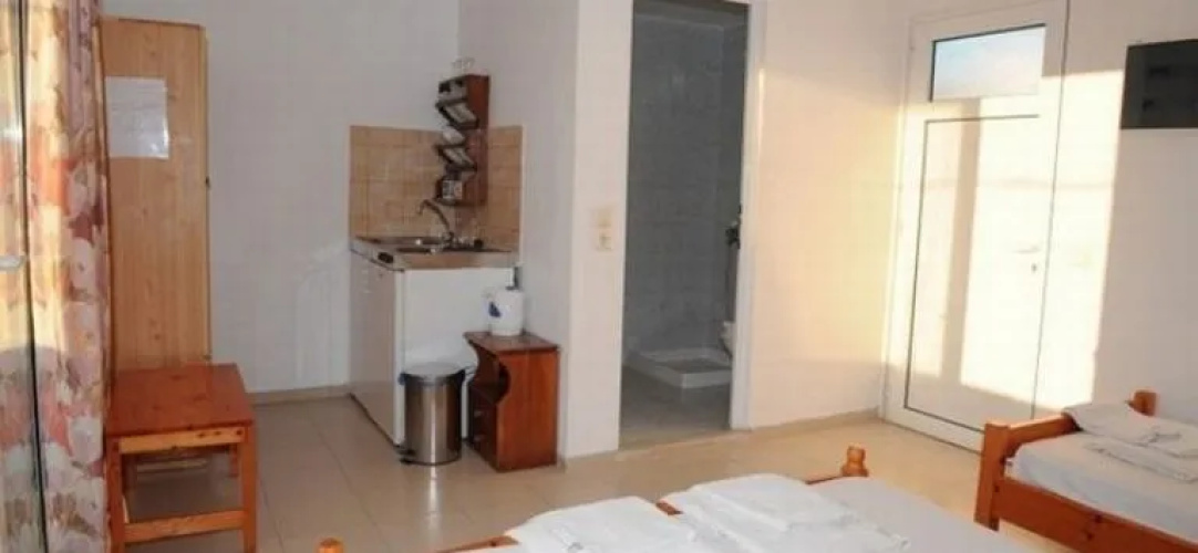 Chrysanthi Hotel Studio & Apartments