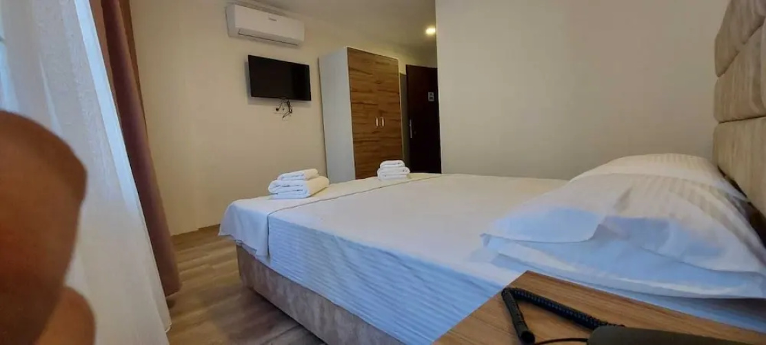 Alp Otel