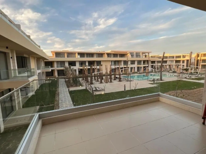 2 Bedrooms Apartment