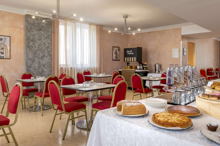 Best Western Hotel Cavalieri Della Corona photo 30