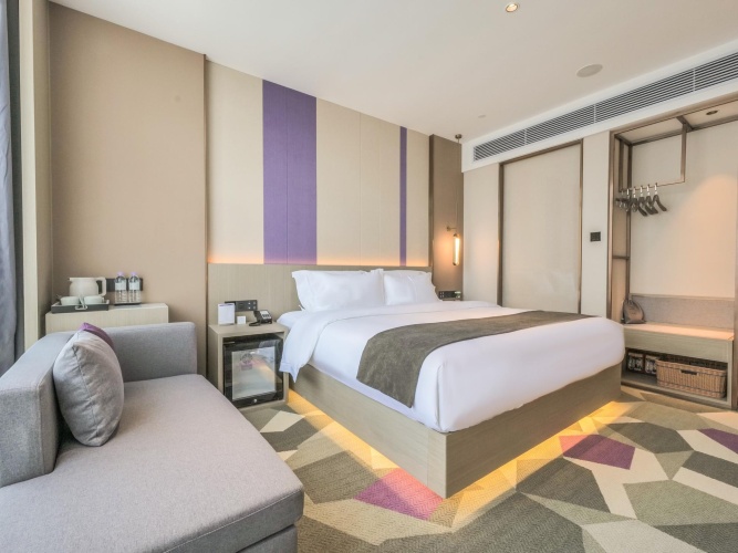 Deluxe Twin Family room with view