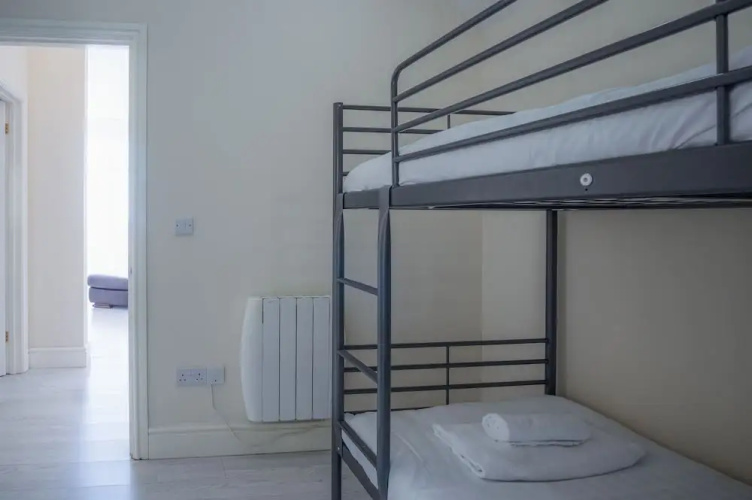 Caldey - 2 Bedroom Apartment - Pendine