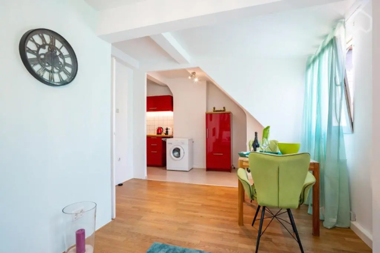Glamour Apartment