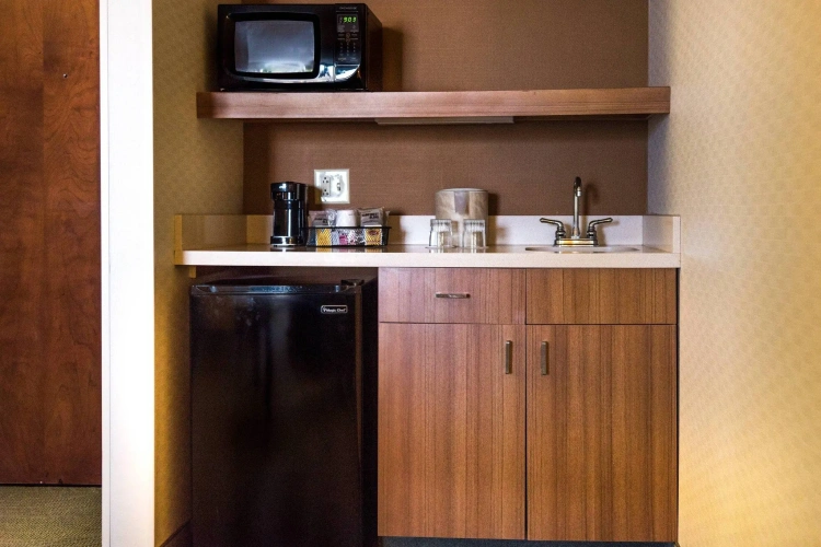 Executive Quadruple Suite