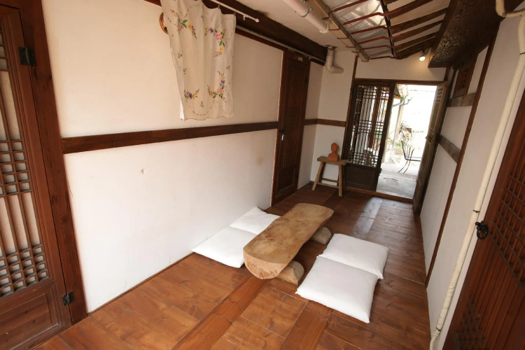 Jeonju Gaindang Hanok Pension - Jeonju
