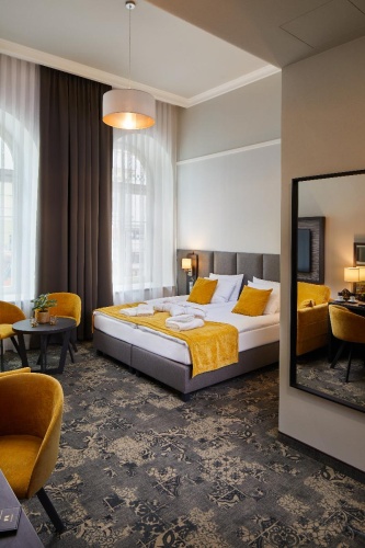 Deluxe Apartment