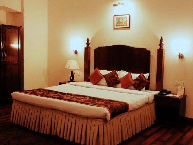 Hotel Harsh Ananda