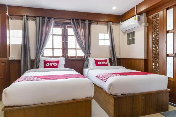 Standard Twin room