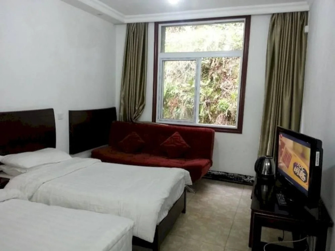 Tiyunling Hotel