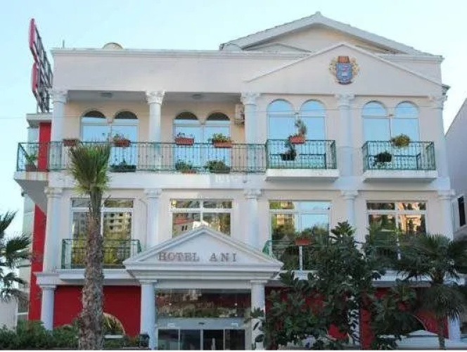 Hotel Ani