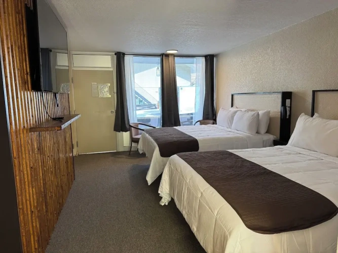 Comfort Quadruple room with river view