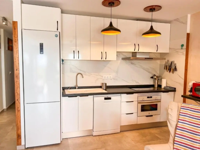 2 Bedrooms Apartment