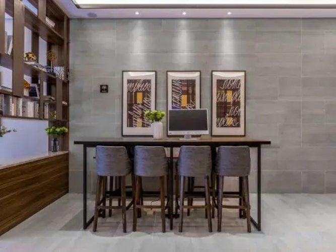 Homeinn Plus Hotel (Kunming  Dashanghui )
