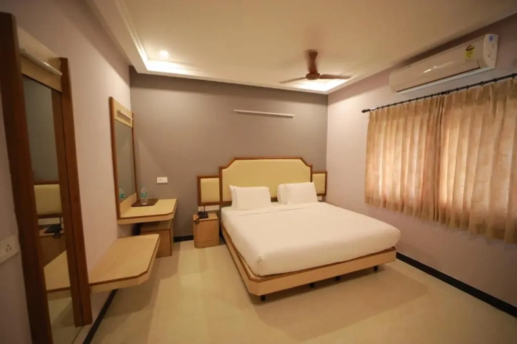 Double Suite