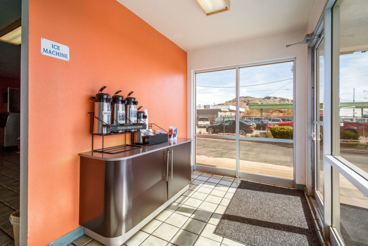 Motel 6 Wendover, UT