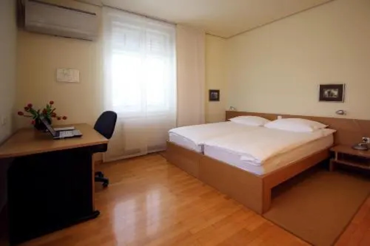 Apartments Boltez