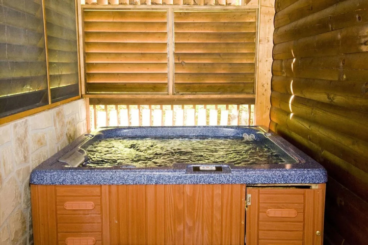 The Cubby Hole by Eagles Ridge Resort