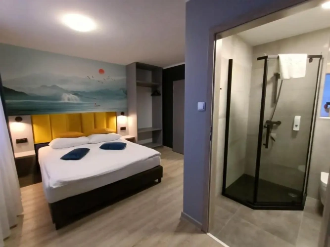 Deluxe Double room