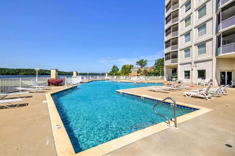 3 Bedrooms Apartment with balcony