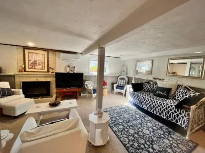 Clear Pond Suite