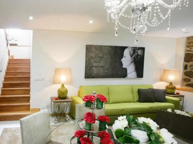 3 Bedrooms Cottage