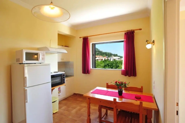 2 Bedrooms Apartment