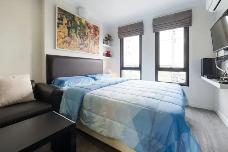 New York Condo by Renvio