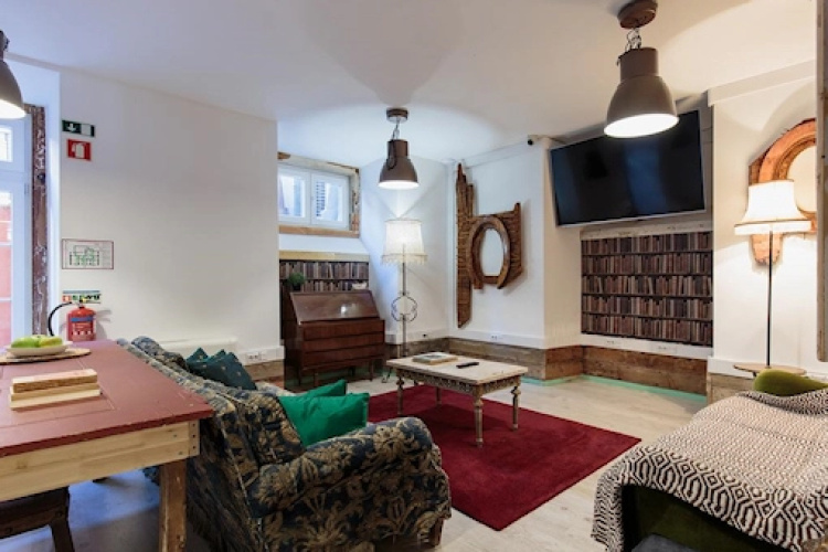 The Indy House - Rooms and Apartments