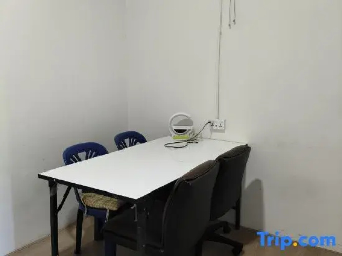 Uni Hostel