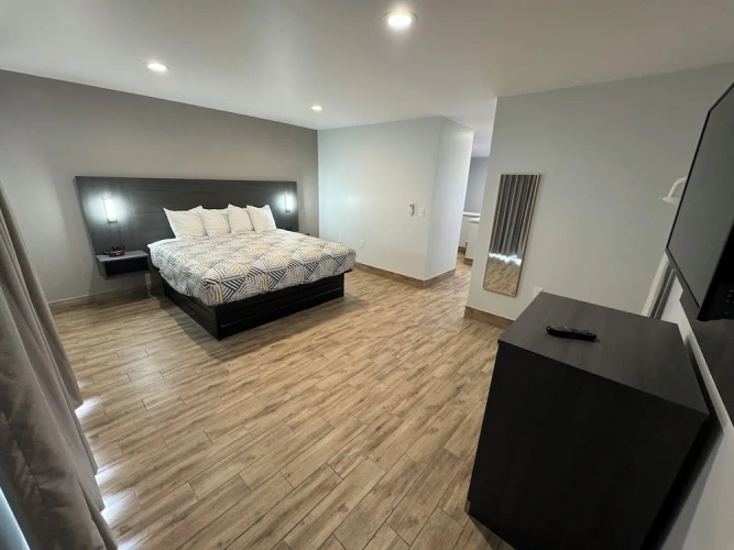 Deluxe Double Suite