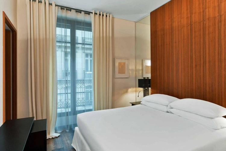 Le Metropolitan Paris Tour Eiffel, a Tribute Portfolio Hotel