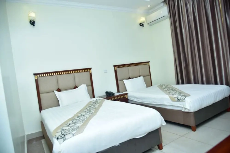 Standard Twin room